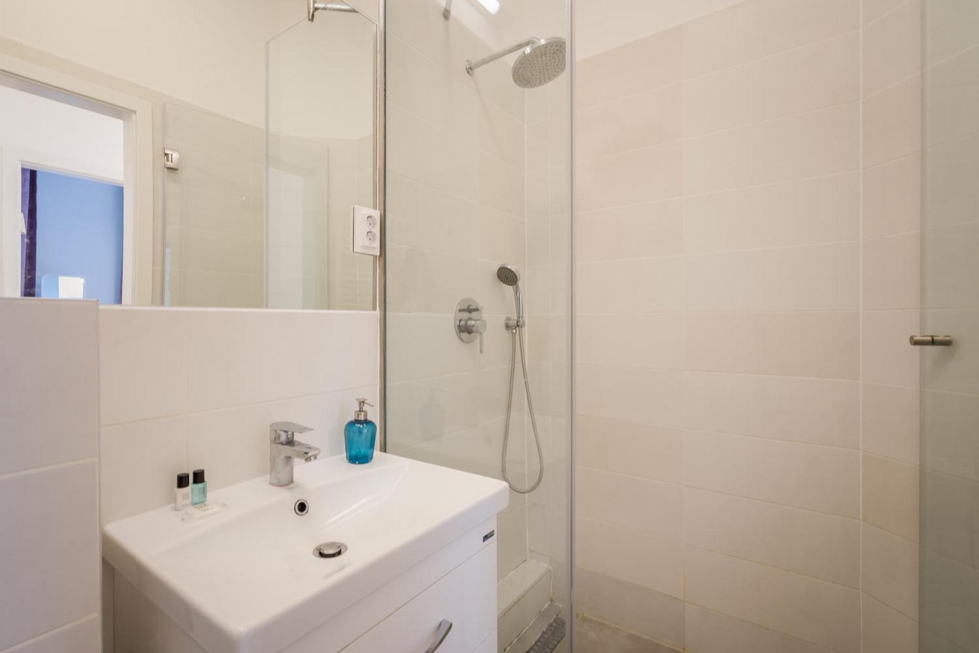 Klauzal City Garden Apartments - 2-Bedroom K34 Budapest Kültér fotó